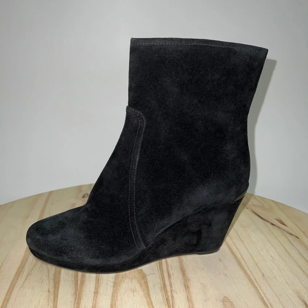 PRADA NEW platform leather boots! - Picture 9 of 13